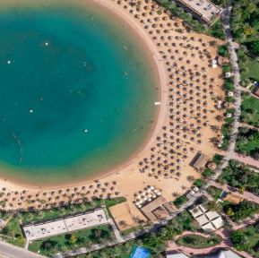 Desert Rose Resort Premium