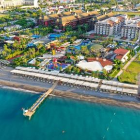 CRYSTAL FAMILY RESORT & SPA