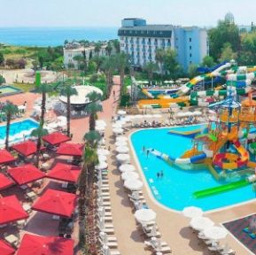 CLUB AQUA PLAZA HOTEL