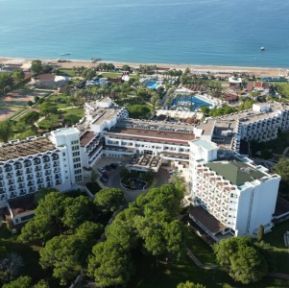CRYSTAL TAT BEACH GOLF RESORT & SPA