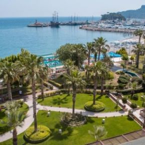 LANCORA BEACH HOTEL