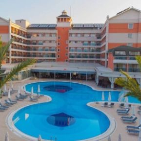 INSULA RESORT