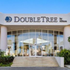 DOUBLETREE BY HILTON SHARKS BAY RESORT BEACH SIDE