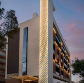HOTEL LUNGOMARE