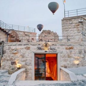 MEMORIES CAVE HOUSE