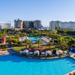 LIMAK LARA DELUXE HOTEL