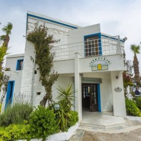 CLUB MUSKEBI