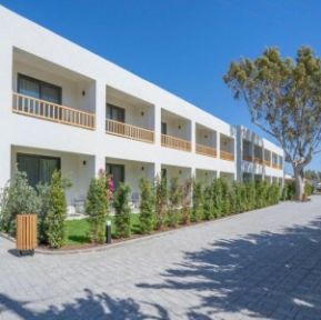 REGIA MARE BEACH HOTEL