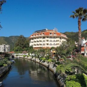 FORTUNA BEACH HOTEL