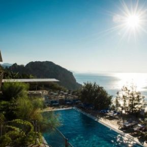 LORYMA RESORT