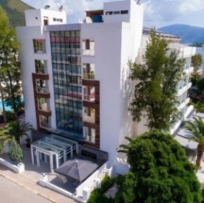 SUPREME BEACH HOTEL