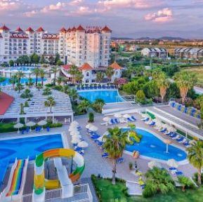 SERENIS HOTEL