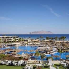 CORAL SEA SENSATORI RESORT