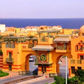 REHANA ROYAL BEACH RESORT AQUA PARK & SPA