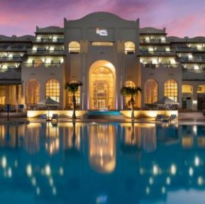 ROYAL LAGOONS RESORT & AQUAPARK